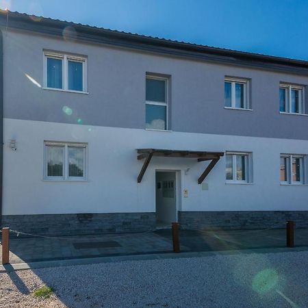 Apartments Pejakovic Vir Exterior photo